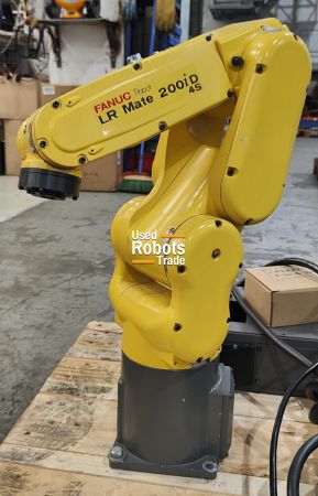 <?$this->content($robots, 'title', $lang)?>